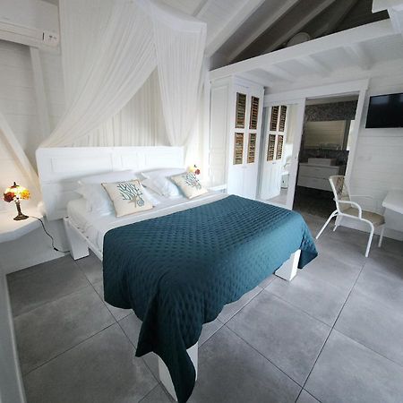 La Petite Villa Terre-De-Haut Eksteriør bilde